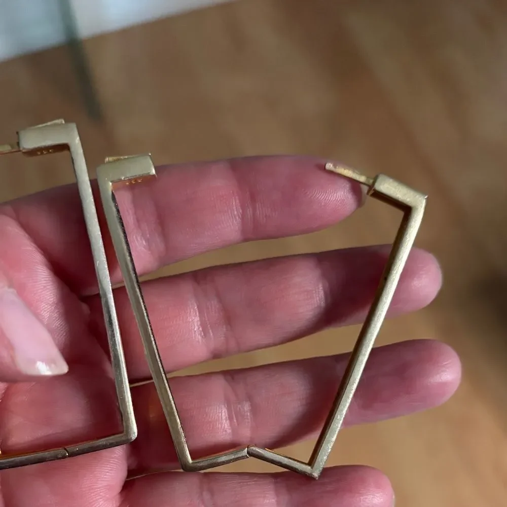 Statement yellow gold plated vintage rectangular earrings in 925 silver